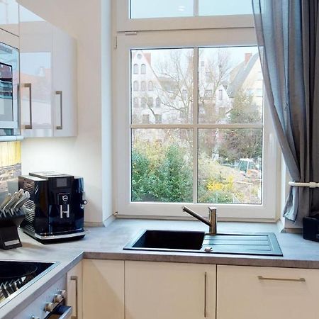 Lieblingsapartment No.3 Mit 2 Schlafzimmern In Top City-Lage Rostock Exteriör bild