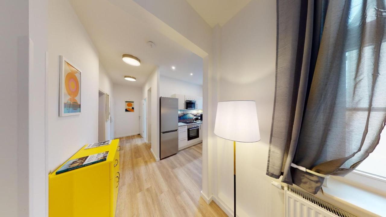 Lieblingsapartment No.3 Mit 2 Schlafzimmern In Top City-Lage Rostock Exteriör bild